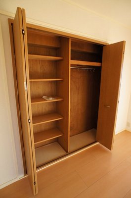 Receipt. It is housed there is a shelf and hanger pipe.