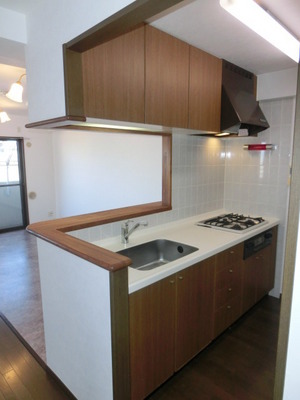 Kitchen. 3-burner stove with system Kitchen