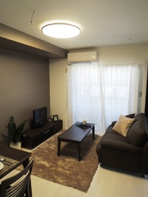 Living and room. ※ It is a photograph of the same type model room No. 112