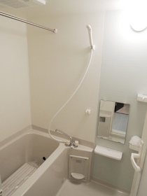 Bath. ※ Reference photograph. It is a photograph of 112, Room of the same type. (Southwest side)