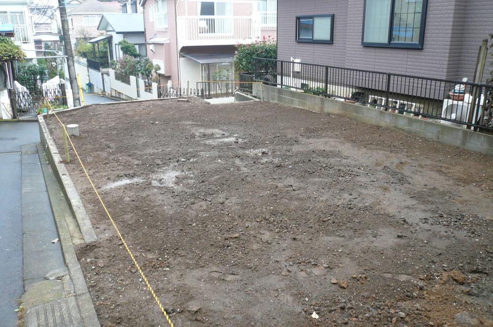 Local land photo. Local (11 May 2013) Shooting