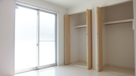 Other room space. 6 Pledge Western-style