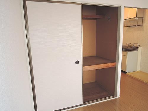 Receipt. Also Shimae firmly baggage there is a depth.