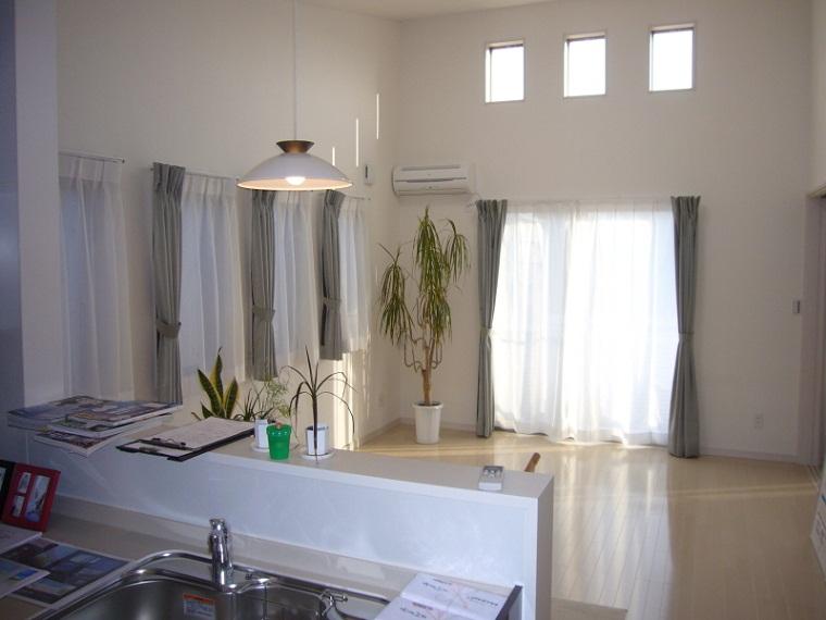 Other. Building plan example Building price 16.8 million yen, Building area 99 sq m