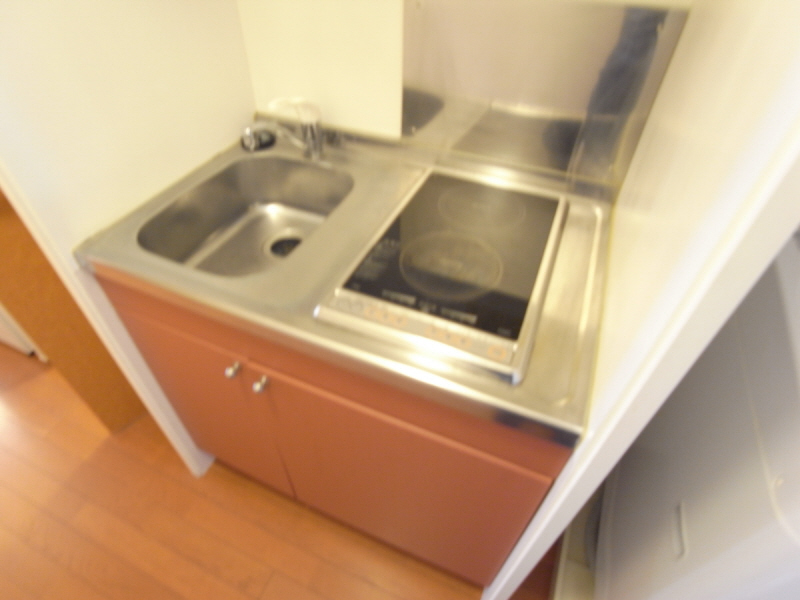 Kitchen. It is cooking fun! Two-burner stove specification mini system kitchen! 