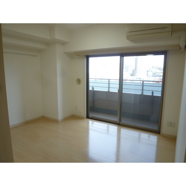 Other room space. 403