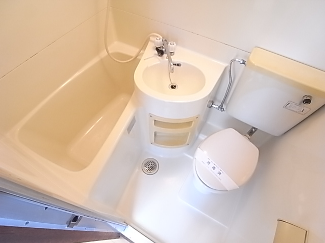 Bath. 3-point unit is easy also clean.