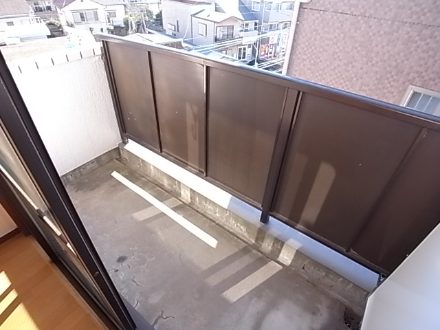 Balcony. Day ・ Ventilation are both good.