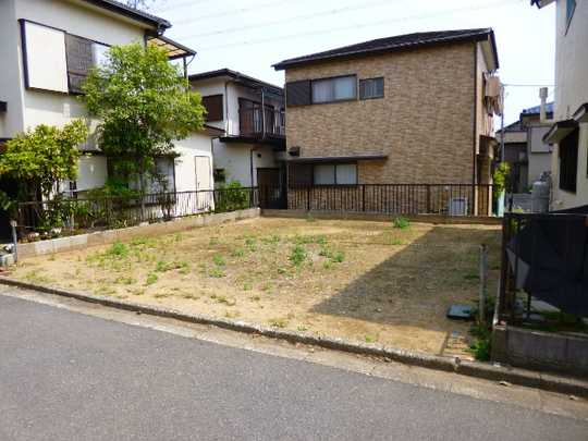 Local land photo. Property appearance Current Status vacant lot