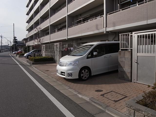 Parking lot