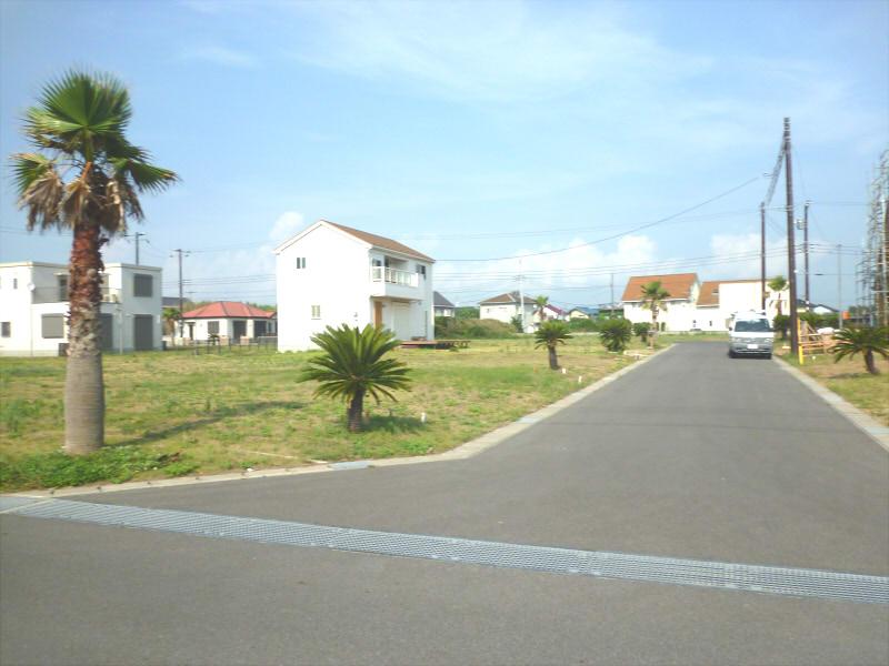 View photos from the local