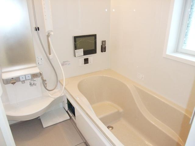 Building plan example (introspection photo). Building plan example (A-3 Building) building price 15.8 million yen, Building area 110.96 sq m * TV monitor will be paid option.