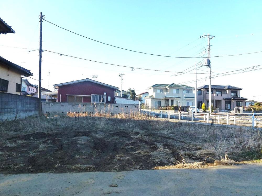 Local land photo. Station 10-minute walk