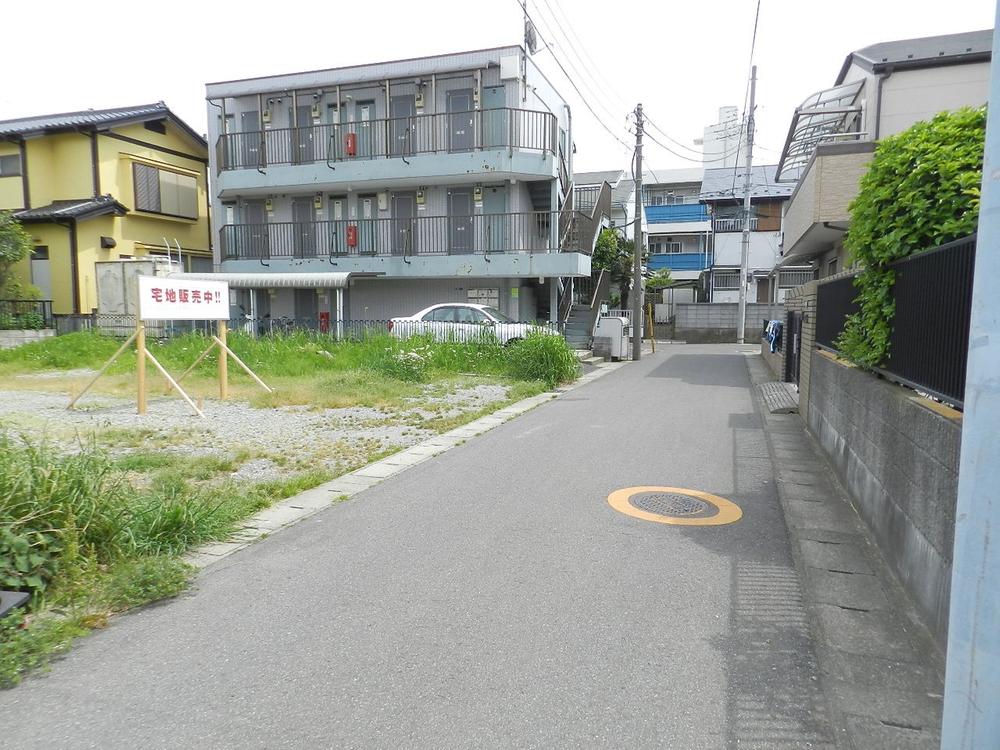 Local photos, including front road. Local (May 2013) Shooting