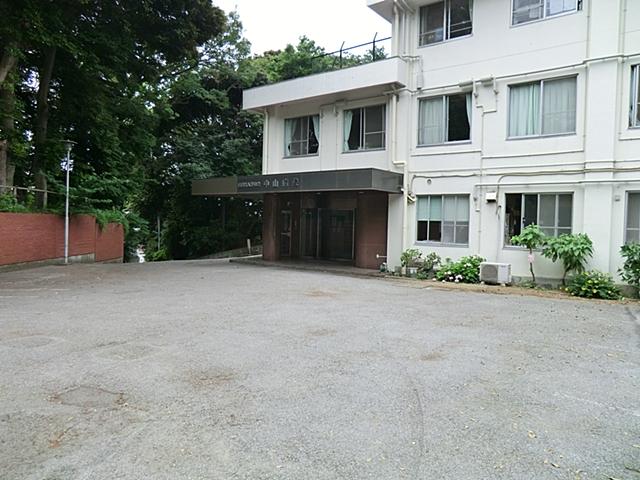 Hospital. 680m to Zhongshan hospital