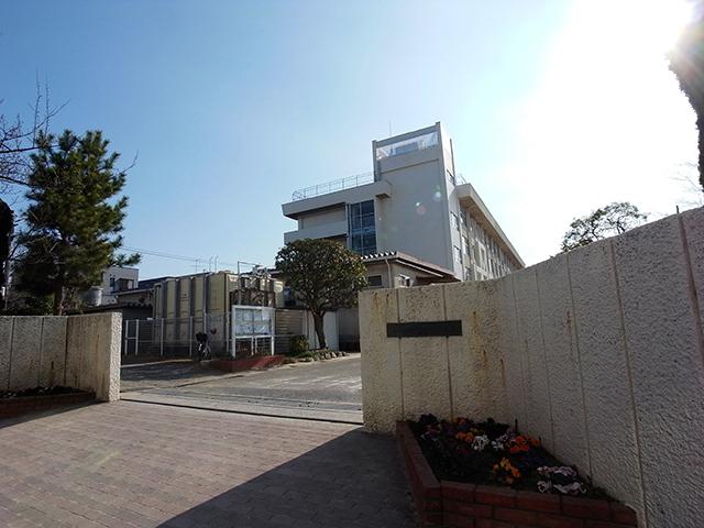 Junior high school. Fukuei 1130m until junior high school