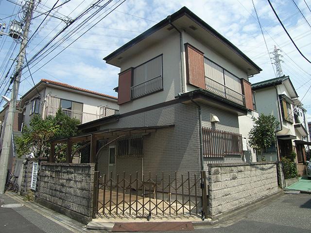Local land photo. A quiet residential area