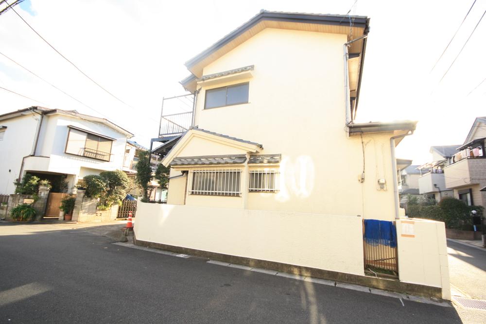 Local land photo. Local (12 May 2013) Shooting