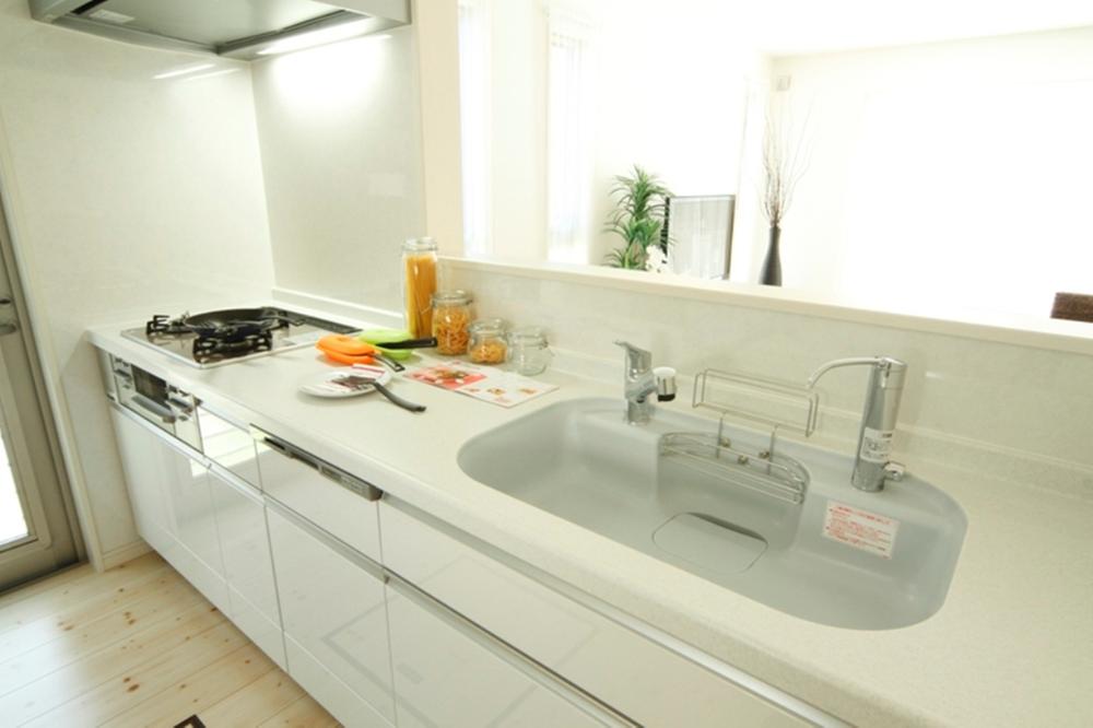 Building plan example (introspection photo). Full of sense of openness system Kitchen. Ease of use also to cherish.