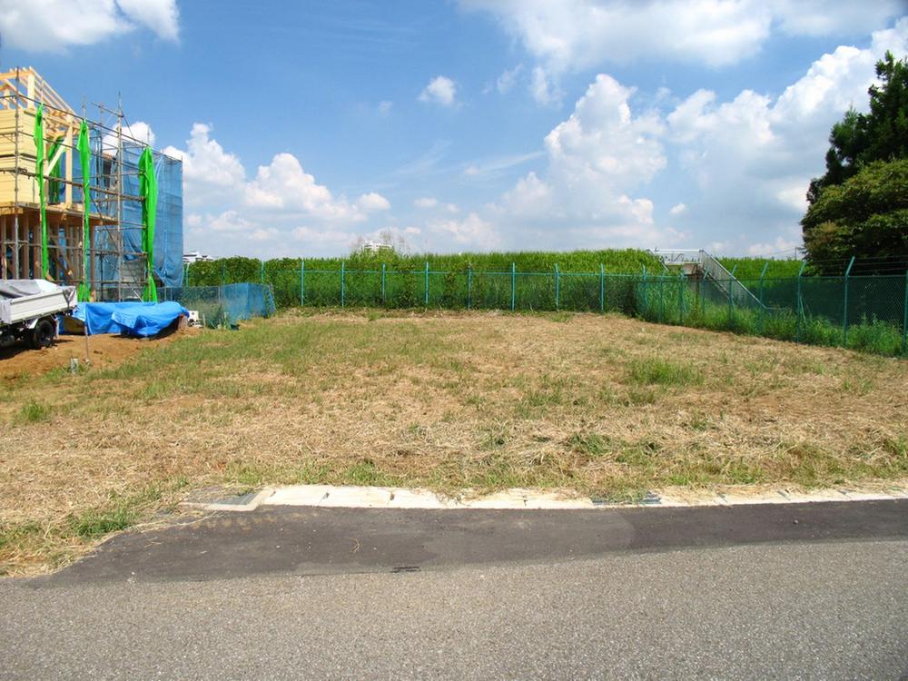 Local land photo. Local (August 2012) shooting