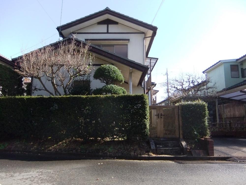 Local land photo. Frontage 13m