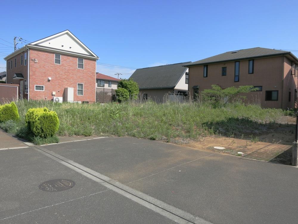 Local land photo. 107 square meters of the room