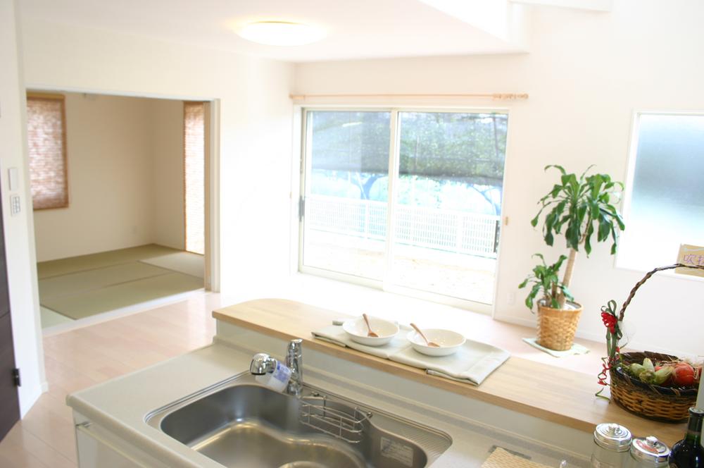 Building plan example (introspection photo). Living the family gather generous design of the window, Well ventilated, Bright and open manner. (Construction Case Study)