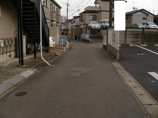 Local photos, including front road. Frontal road