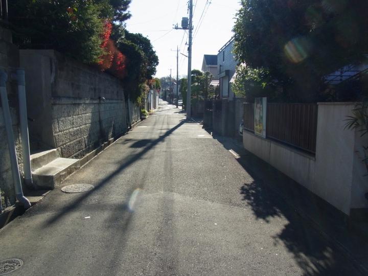 Local photos, including front road. Local (12 May 2013) Shooting