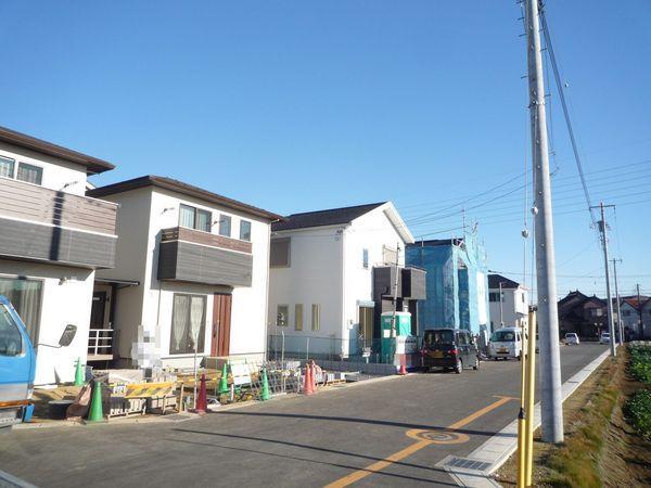 Local photos, including front road