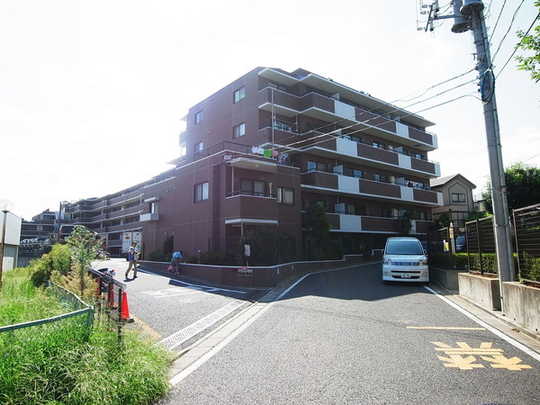 Local appearance photo