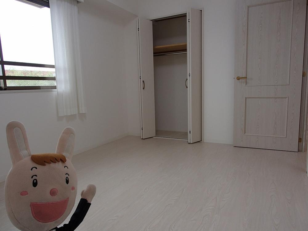 Non-living room. Indoor (October 4, 2013) Shooting