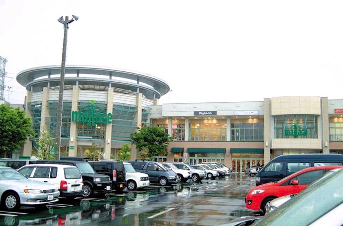Shopping centre. Moraju 700m to Kashiwa