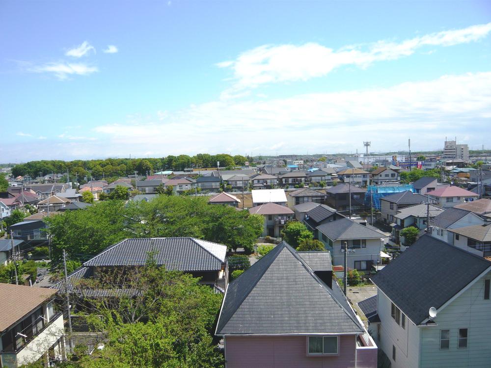 View photos from the dwelling unit. View from local (May 2013) Shooting