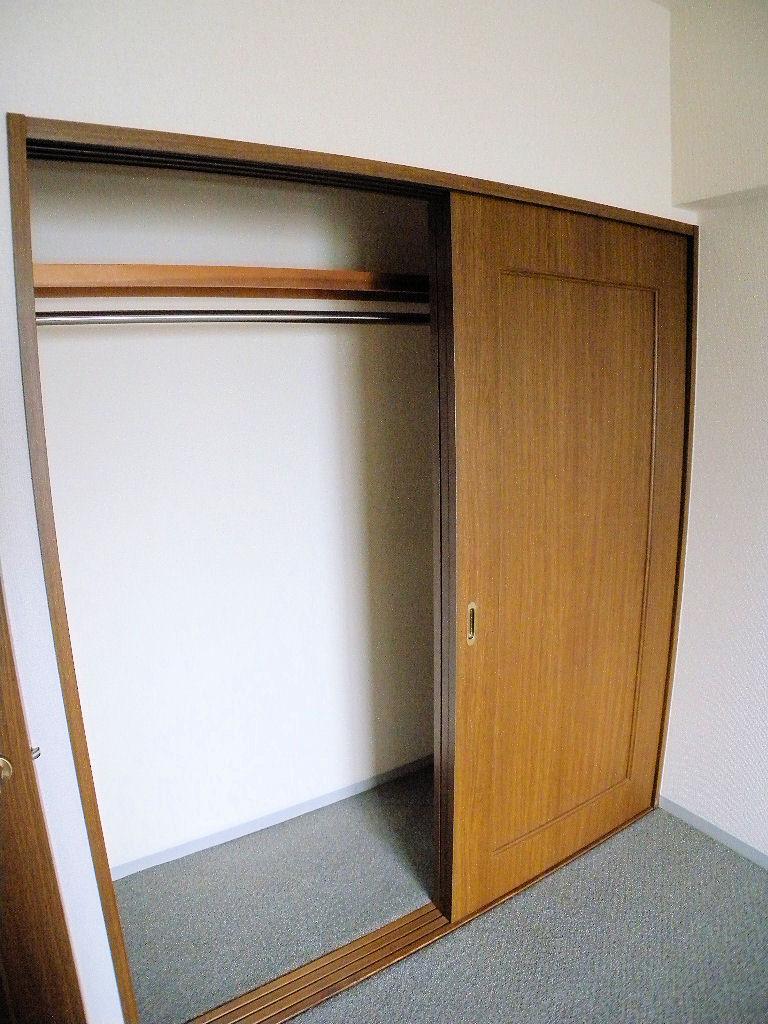 Receipt. Each room with storage (June 2013) Shooting