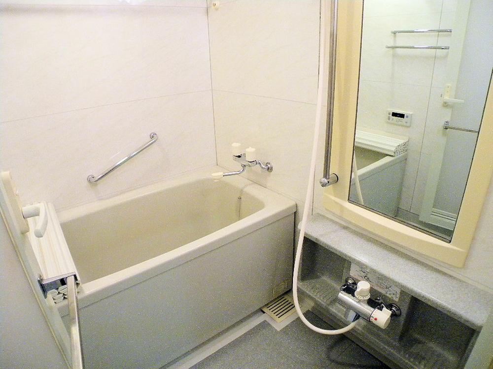 Bathroom. Bathroom (June 2013) Shooting