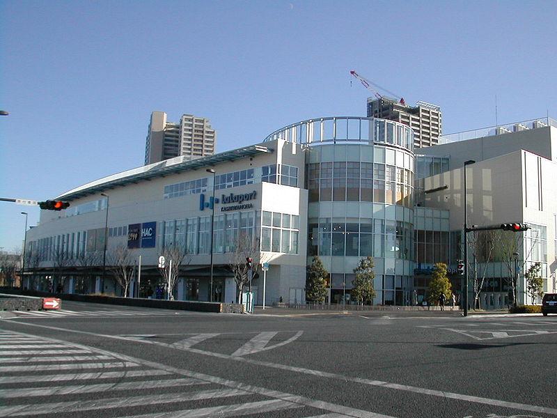 Shopping centre. LaLaport Kashiwanoha 800m to