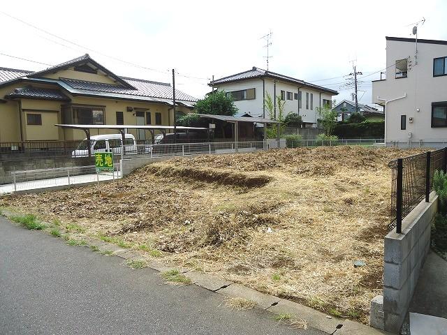 Local photos, including front road