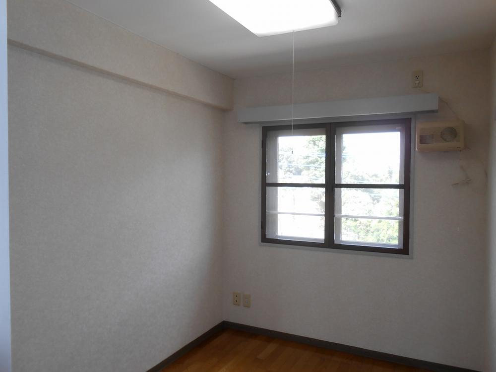 Non-living room
