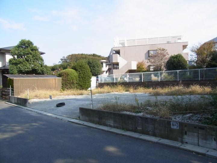 Local land photo. Local (10 May 2013) Shooting