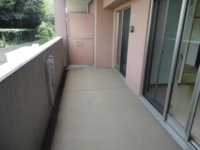 Balcony. ◆ Spacious on the balcony of 23.22 sq m