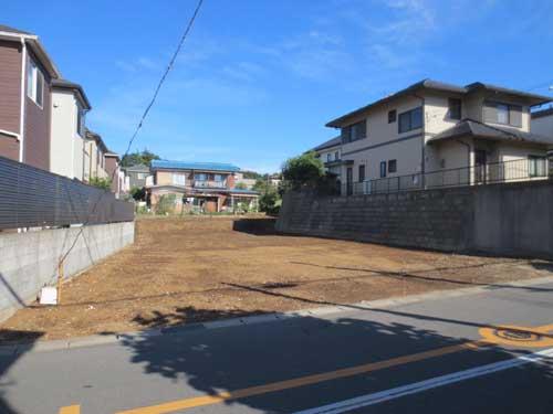 Local photos, including front road. Local (September 2013) Shooting