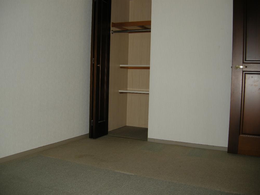 Non-living room