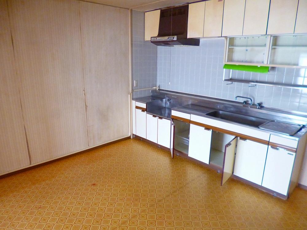 Kitchen. Indoor shooting