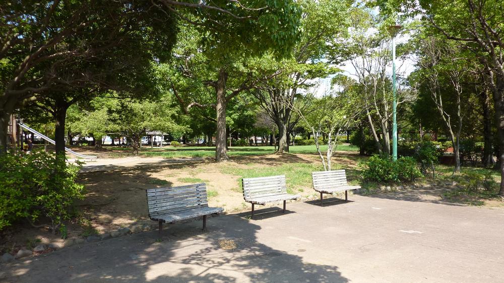 park. 400m until Teganuma park