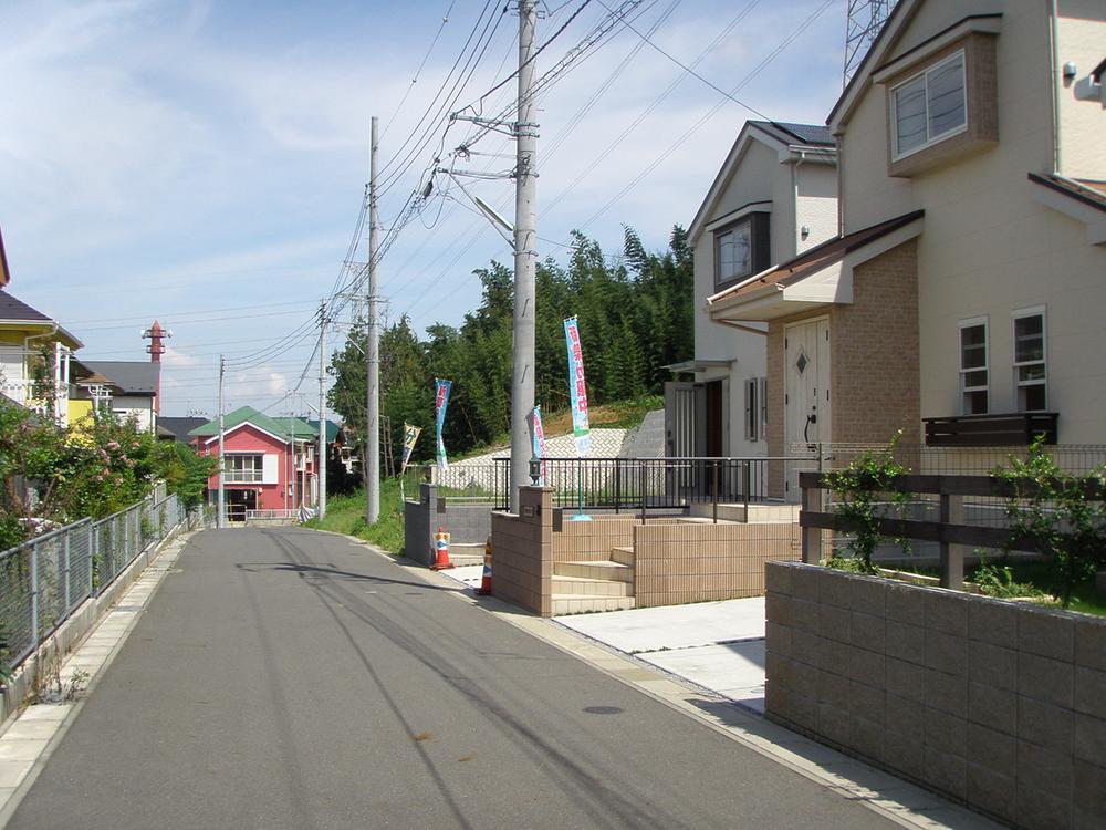 Local photos, including front road. Local (September 2013) Shooting