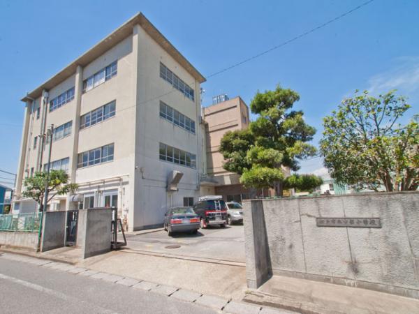 Primary school. 960m up to elementary school Matsudo City Central Elementary School