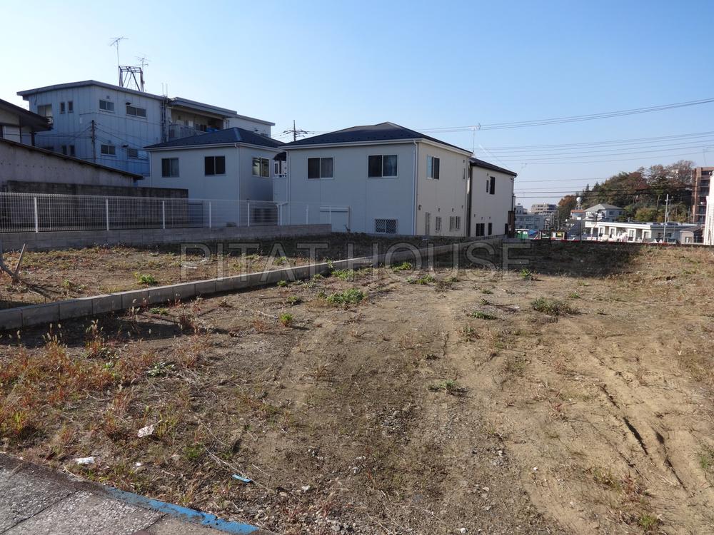 Local land photo. It will be built in your favorite manufacturer. 