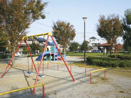 park. 470m to "Kirari park"