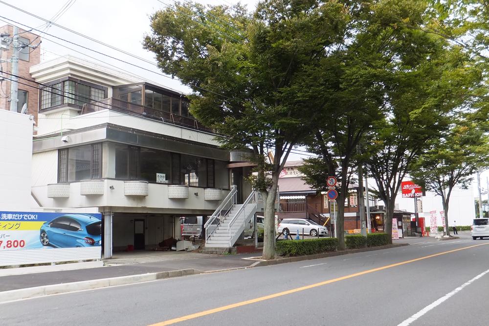 Local photos, including front road. Local (September 2013) Shooting